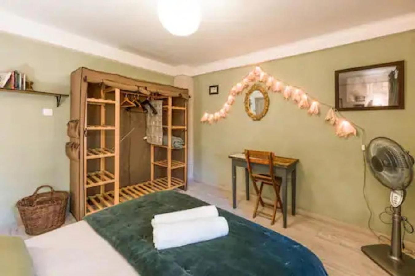 Appartement Complet Ou 2 Chambres De Charme En Centre-Ville Arlés Exterior foto